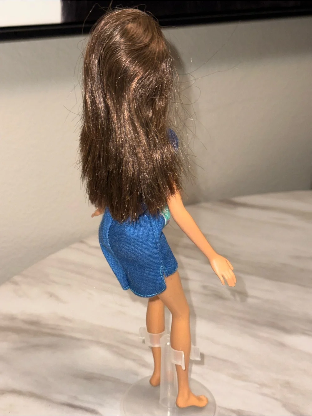 Barbie Mattel brunette plus size doll